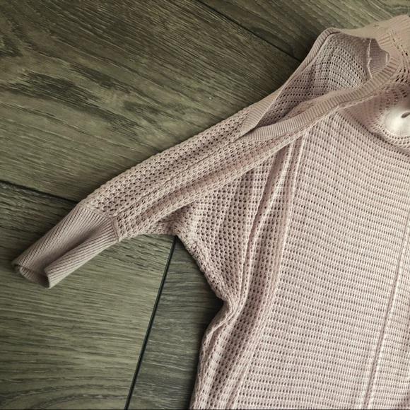 EXPRESS pink open knit cut out sleeve sweater size extra small - Picture 3 of 8